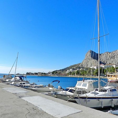 Apartment Antonela Omiš Εξωτερικό φωτογραφία