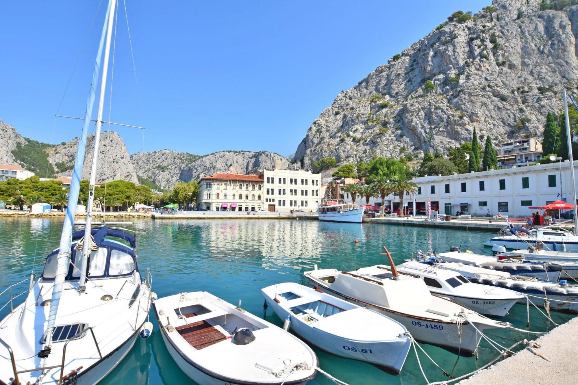 Apartment Antonela Omiš Εξωτερικό φωτογραφία